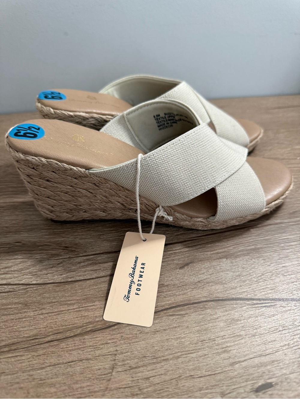 Tommy Bahama Cream Crossband Espadrille Slides, 6.5 & 8, NWT - Picture 5 of 8
